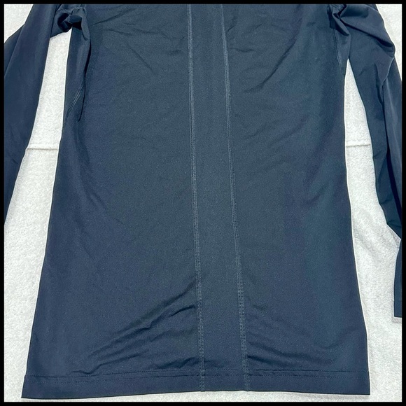Nike DriFt 🏏🥅⛳️💯✅Long Sleeve Compression Shirt Large Black One Owner 👌🏼☀️🌟 - Picture 10 of 16